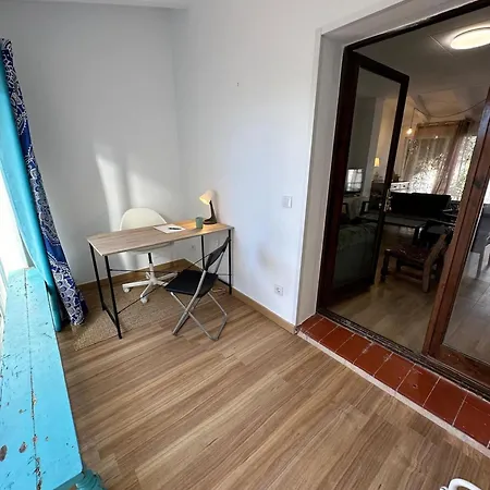 Prázdninový dům Casa Cerca De La Playa Con Piscina Comunitaria Av-51 *